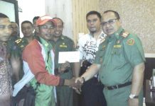 Kadis Kesehatan Serahkan Klaim Bungkesmas