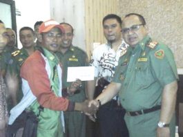 Kadis Kesehatan Serahkan Klaim Bungkesmas