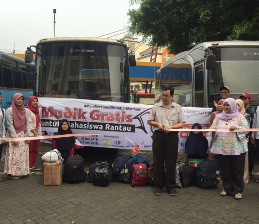 STF UIN Jakarta Gelar Mudik Gratis