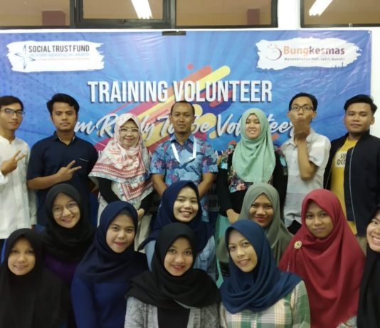 Training Volunteer Sesi II: Project Management, Report dan Evaluation