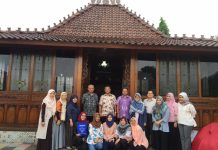 STF UIN Jakarta Adakan Meeting Bersama Para Dewan Pembina