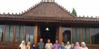 STF UIN Jakarta Adakan Meeting Bersama Para Dewan Pembina