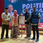 Professor Azyumardi Azra Scholarship upaya Melahirkan Intelektual Muslim Baru