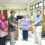 Perkuat Mahasiswa Rantau FIDIKOM Salurkan Donasi Melalui STF