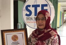 Social Trust Fund UIN Jakarta Peroleh Penghargaan Program Fundraising Pendidikan Tinggi Terbaik