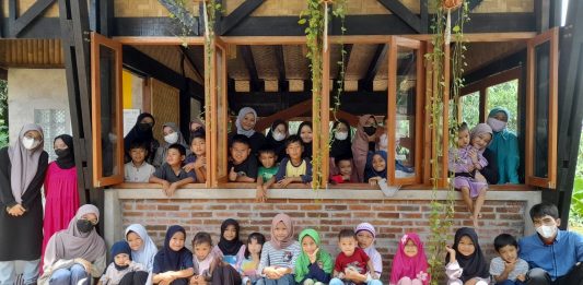 Taman Baca Cercondeso: Tebar Manfaat untuk Sejuta Umat!