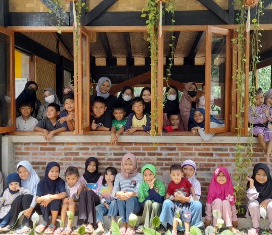 Taman Baca Cercondeso: Tebar Manfaat untuk Sejuta Umat!