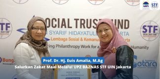 Prof. Dr. Hj. Euis Amalia, M.Ag Salurkan Zakat Maal Melalui UPZ BAZNAS STF UIN Jakarta