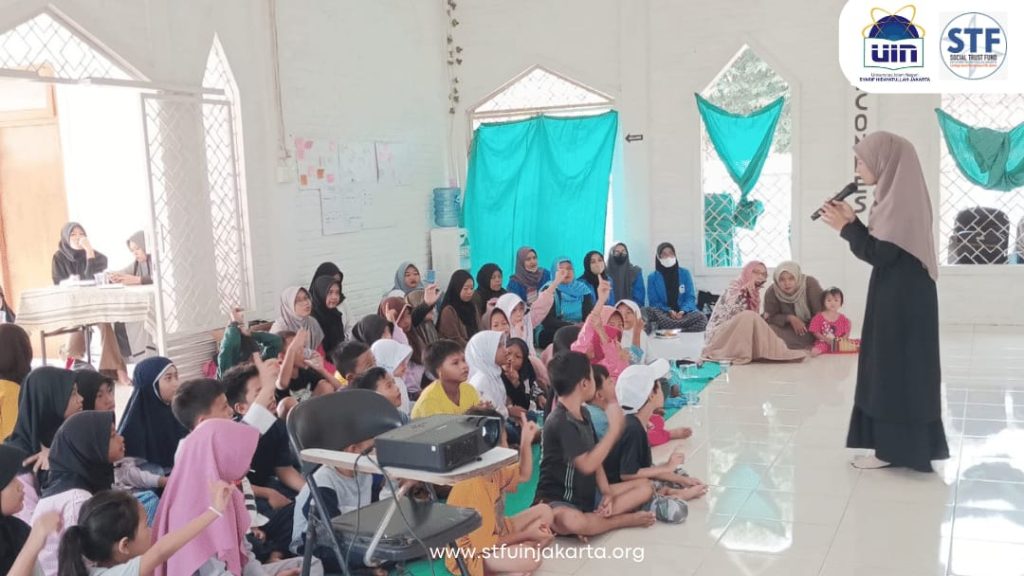 Pembukaan Taman Baca Anak CERCONDESO Batch #3 di Desa Cidokom | STF UIN