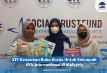STF Donasikan Buku Gratis Untuk Kelompok KKN Internasional di Malaysia
