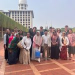 Eksplorasi Bangunan Religi: Volunteer Internasional Caukin Studio Jelajahi Istiqlal dan Katedral