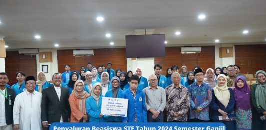 STF Beri Dukungan Beasiswa untuk 61 Mahasiswa UIN Jakarta Semester Ganjil Tahun 2024