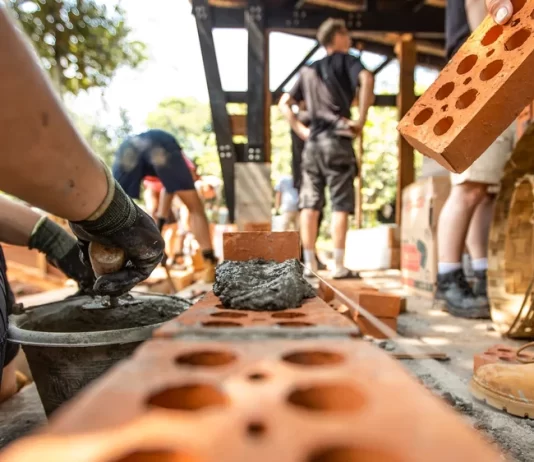 CAUKIN Studio dan STF UIN Jakarta Wujudkan Tiga Proyek Sosial Melalui Kolaborasi Internasional